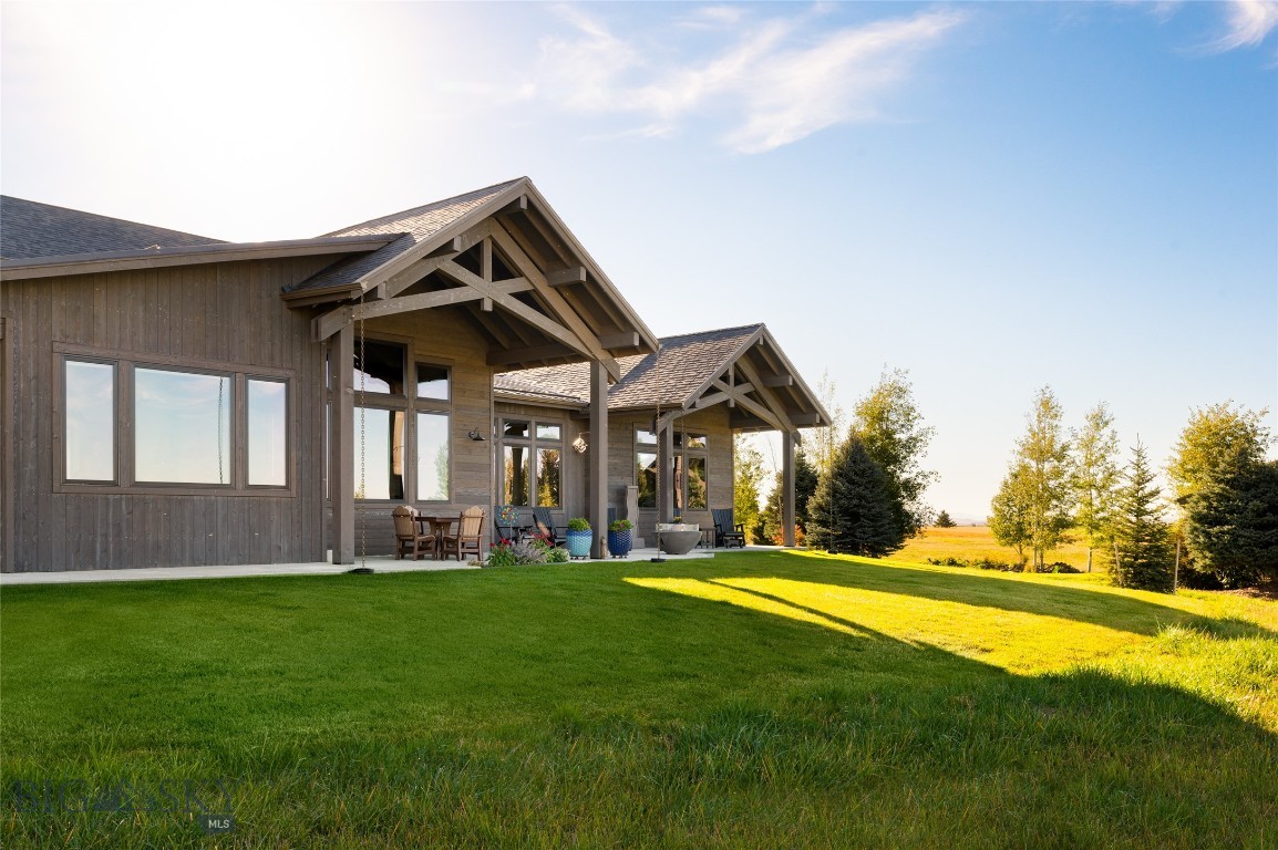 Bozeman, Montana 59718, United States, 4 Bedrooms Bedrooms, ,4 BathroomsBathrooms,Residential,Contingent,104121