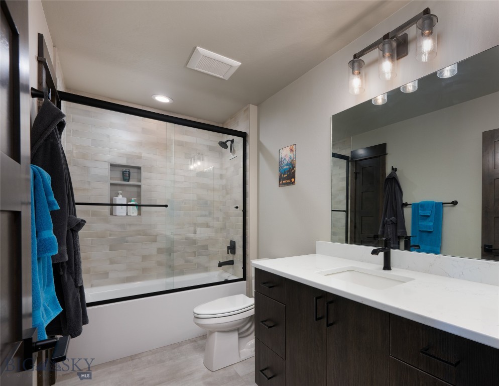 Bozeman, Montana 59718, United States, 4 Bedrooms Bedrooms, ,4 BathroomsBathrooms,Residential,Contingent,104121