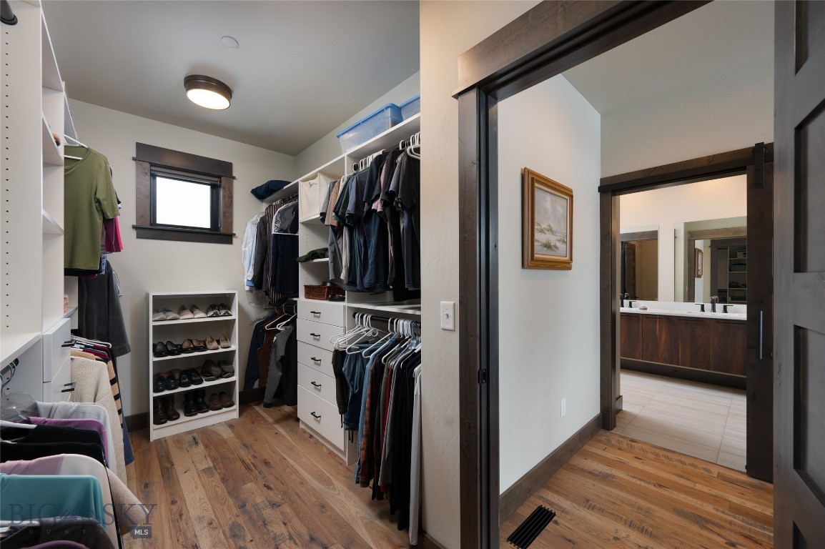 Bozeman, Montana 59718, United States, 4 Bedrooms Bedrooms, ,4 BathroomsBathrooms,Residential,Contingent,104121