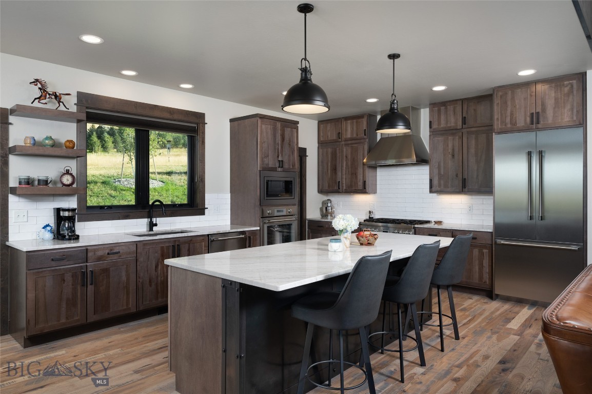 Bozeman, Montana 59718, United States, 4 Bedrooms Bedrooms, ,4 BathroomsBathrooms,Residential,Contingent,104121