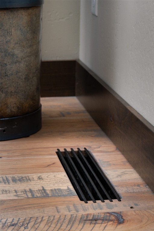 Bozeman, Montana 59718, United States, 4 Bedrooms Bedrooms, ,4 BathroomsBathrooms,Residential,Contingent,104121