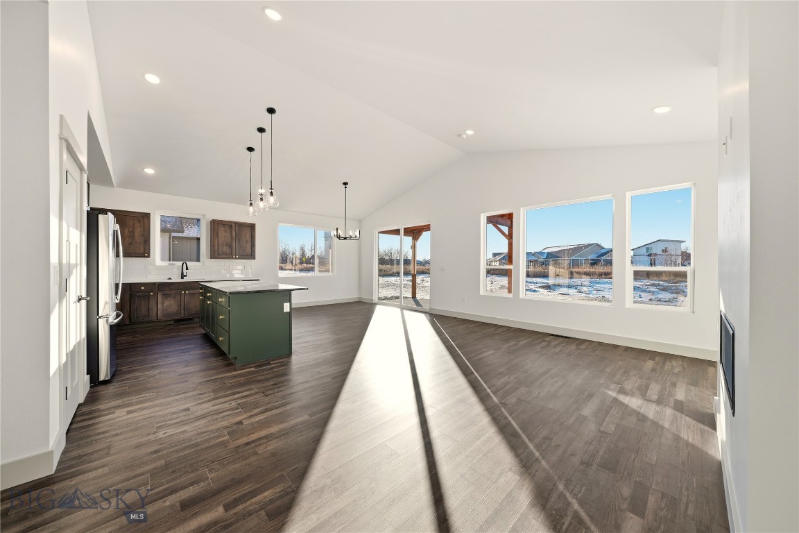 Manhattan Meadows - Residential