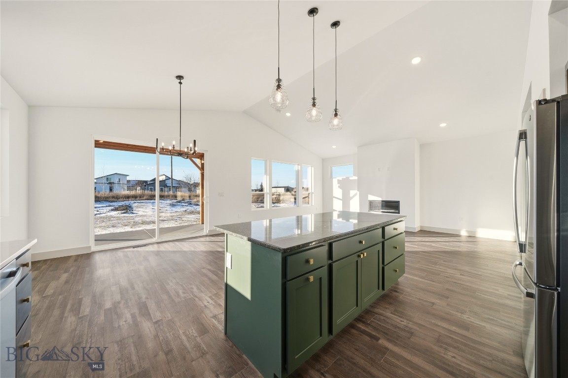 Manhattan Meadows - Residential