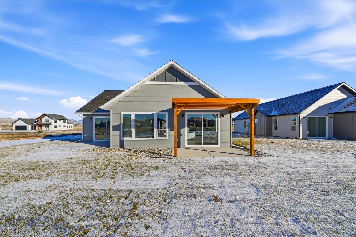 Manhattan Meadows - Residential