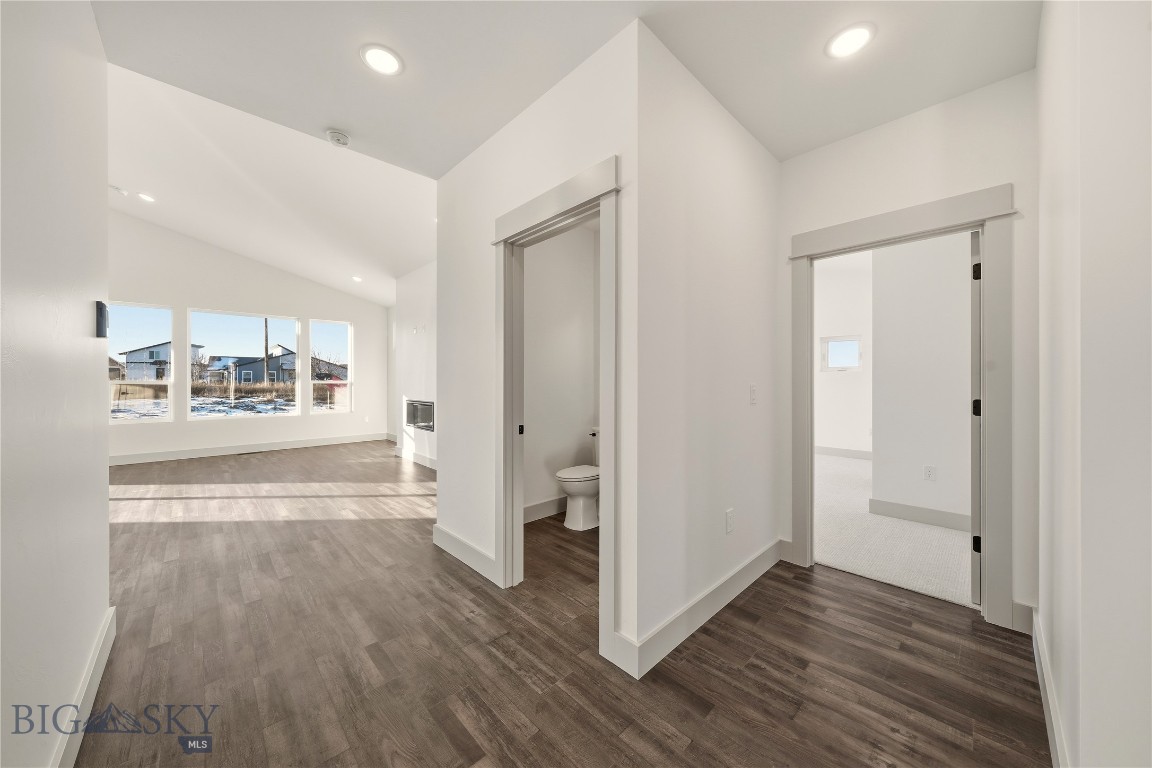 Manhattan Meadows - Residential