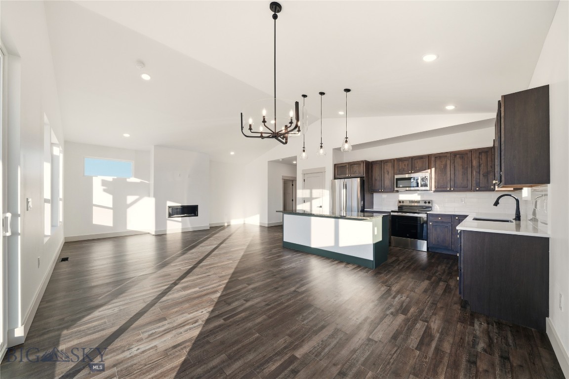 Manhattan Meadows - Residential