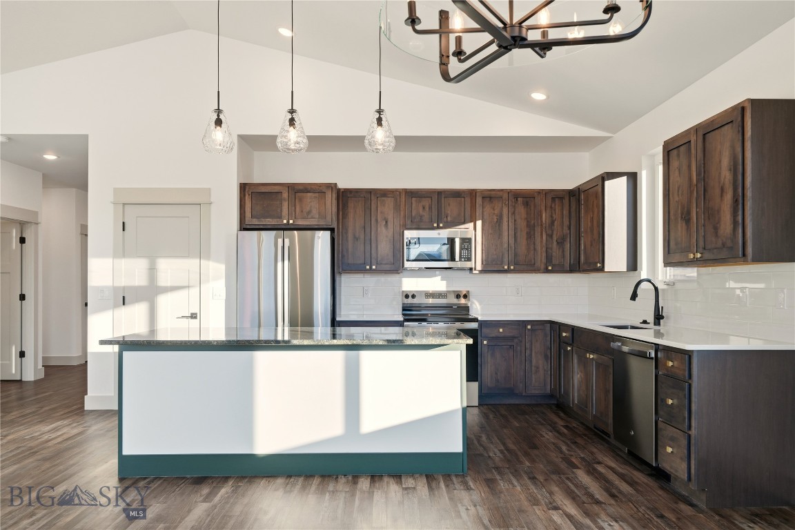 Manhattan Meadows - Residential