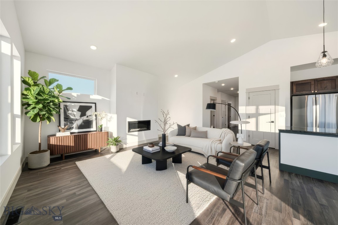 Manhattan Meadows - Residential