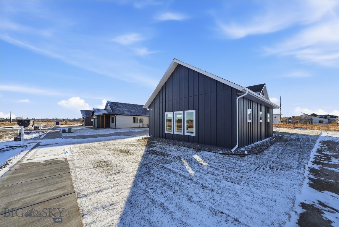 Manhattan Meadows - Residential