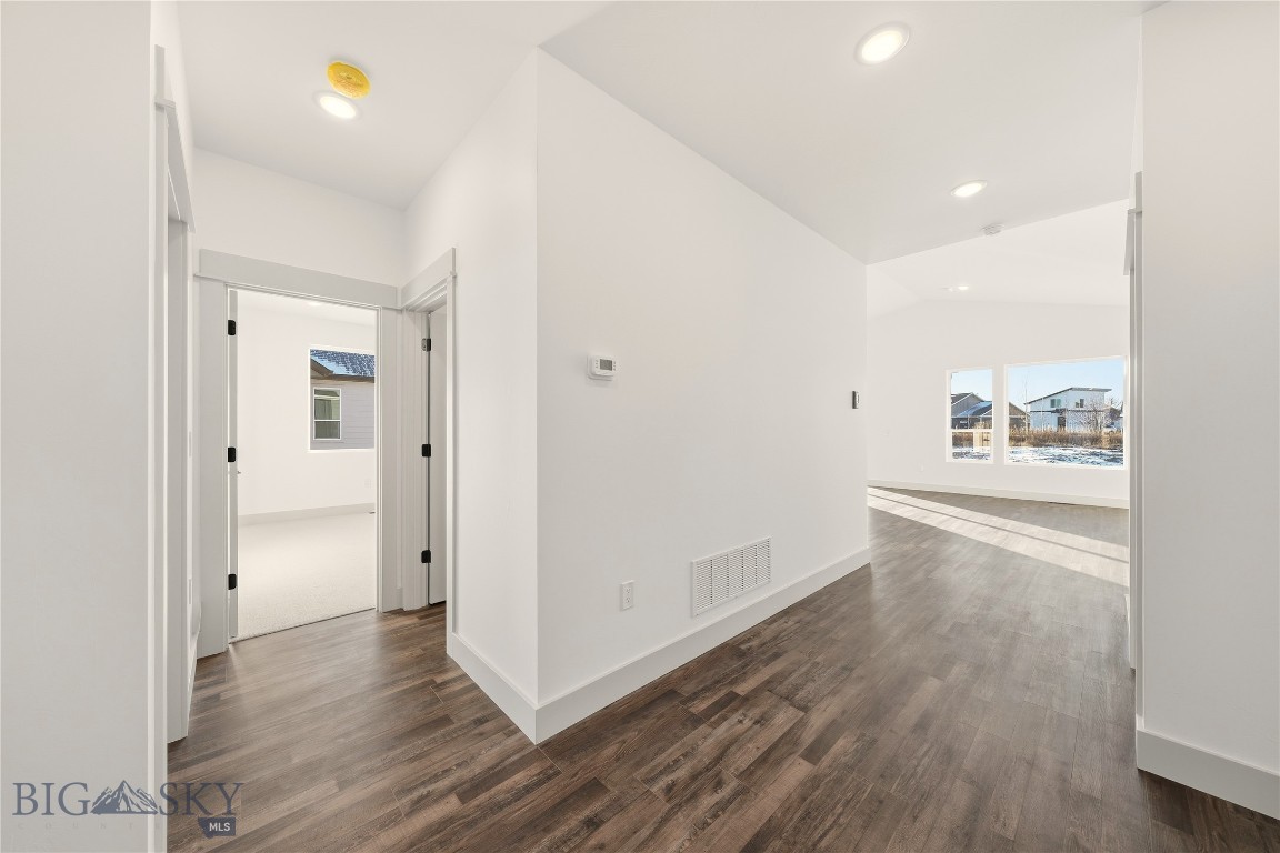 Manhattan Meadows - Residential