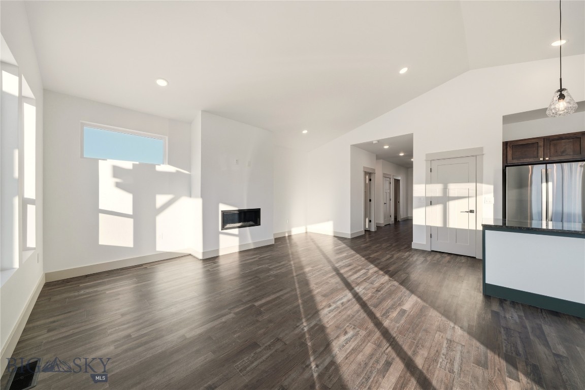 Manhattan Meadows - Residential