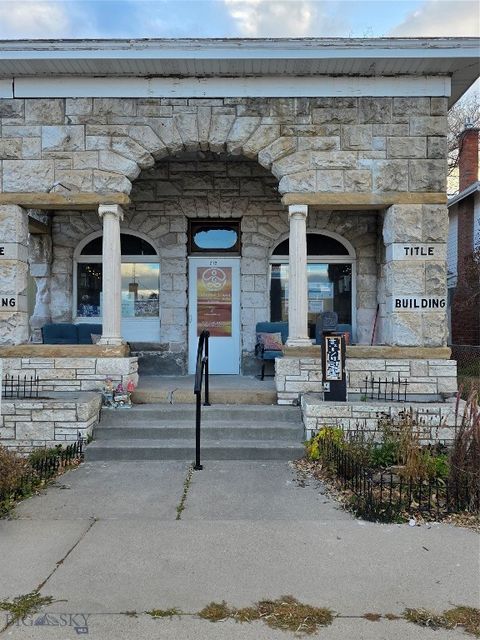 Photo of 212 E Bannack St, Dillon, MT 59725 (MLS # 406917)