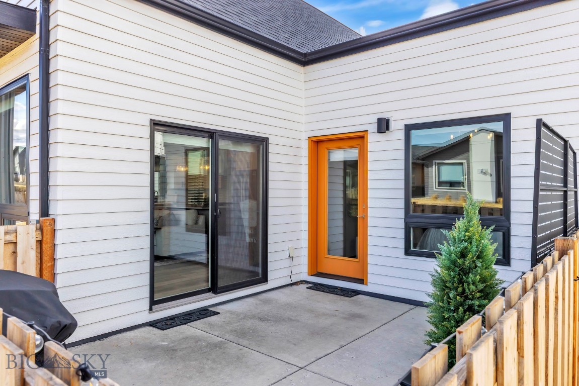 Middle Creek Parklands - Residential