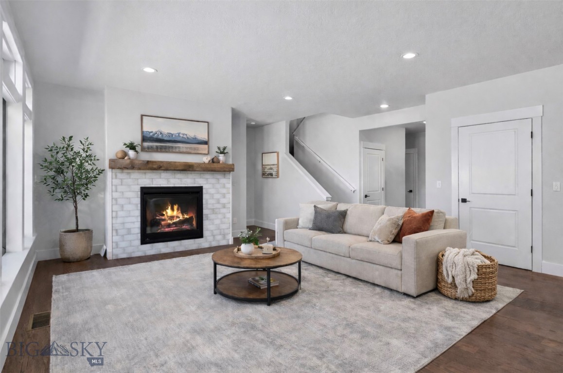 White Horse Ranch - Residential