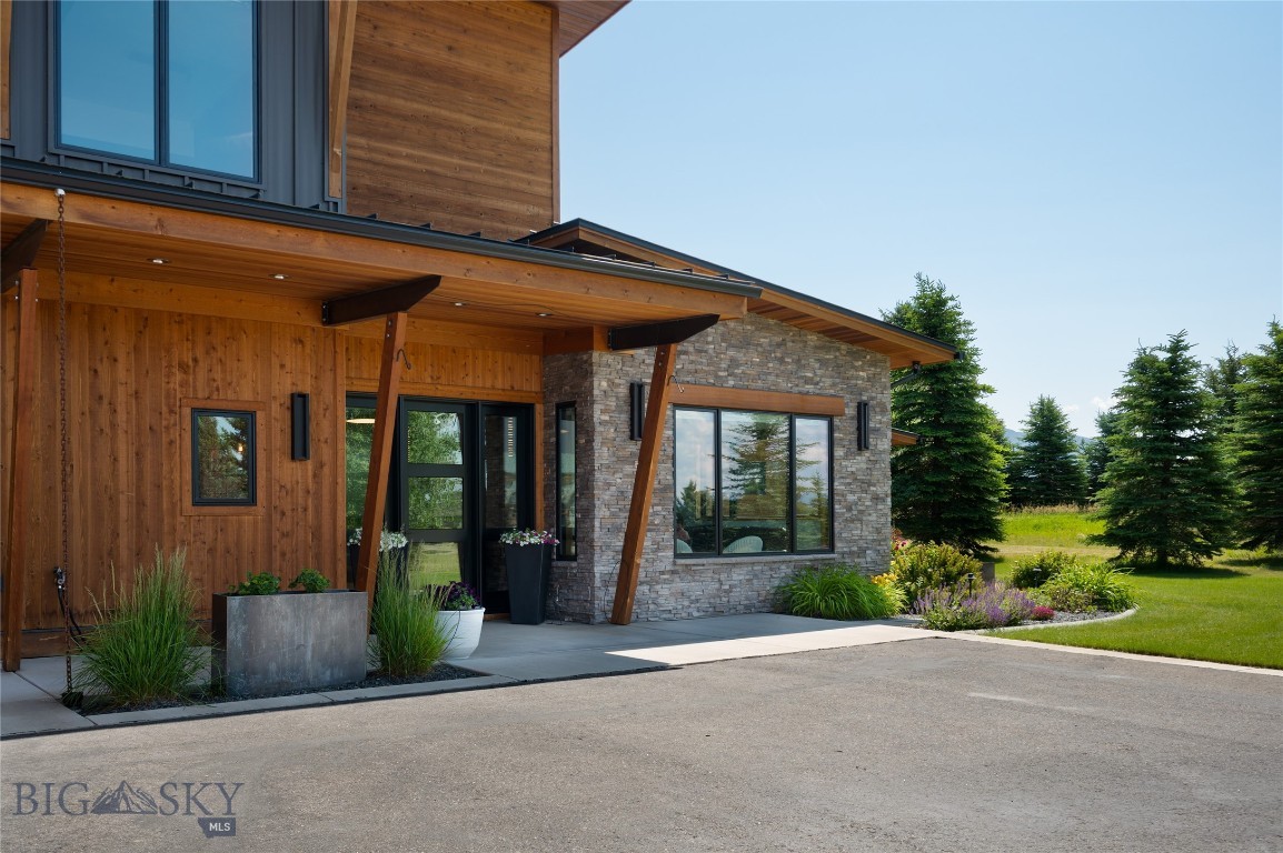 989 Bridger Lake Drive