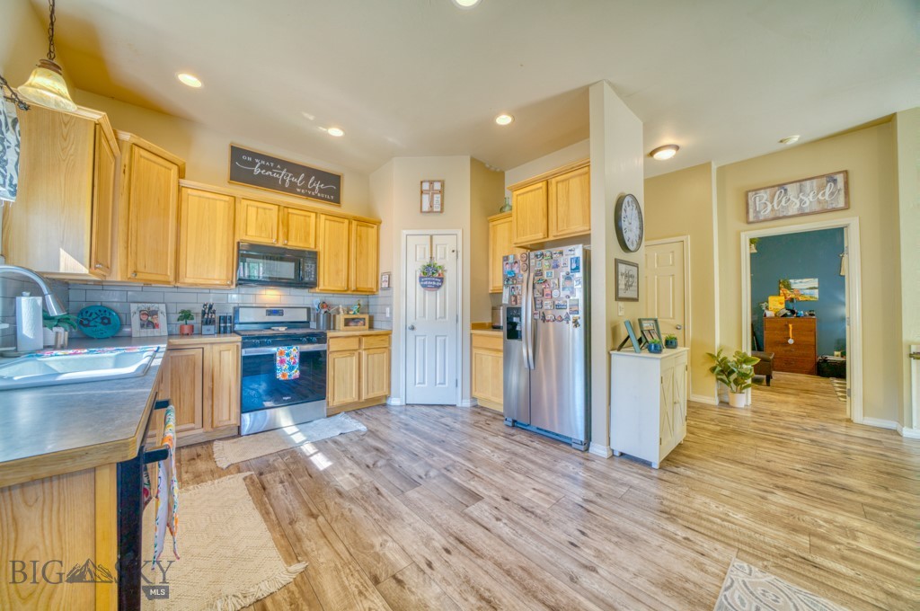 215 N 4th Street B