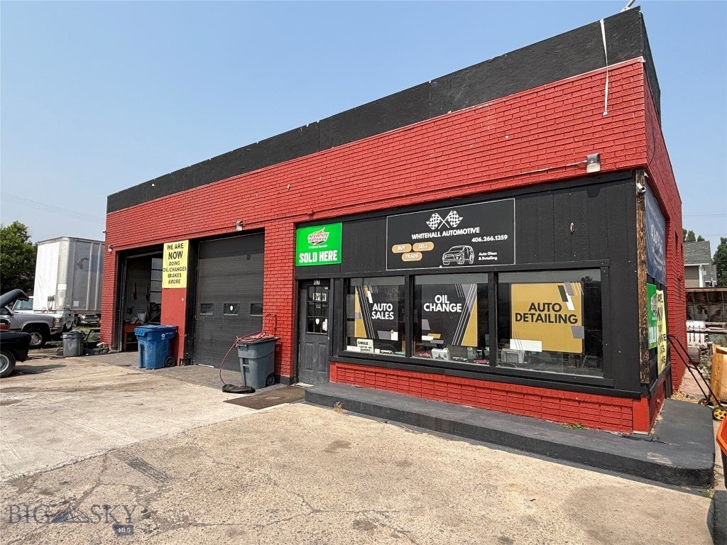 107 E Legion Avenue