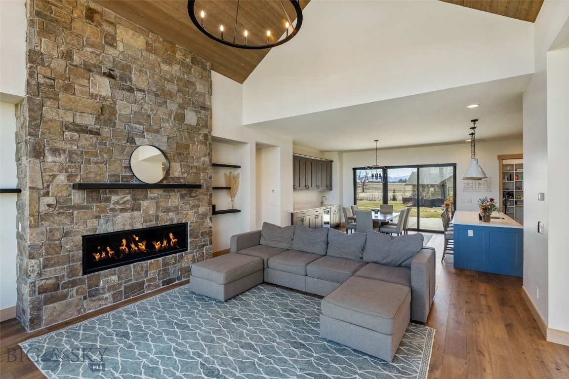 Bozeman, Montana 59718, United States, 4 Bedrooms Bedrooms, ,3 BathroomsBathrooms,Residential,Active,106180