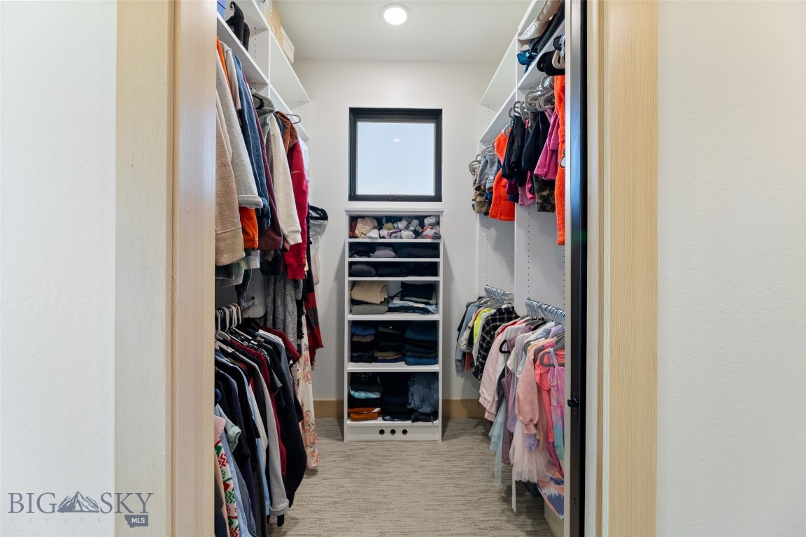 Bozeman, Montana 59718, United States, 4 Bedrooms Bedrooms, ,3 BathroomsBathrooms,Residential,Active,106180