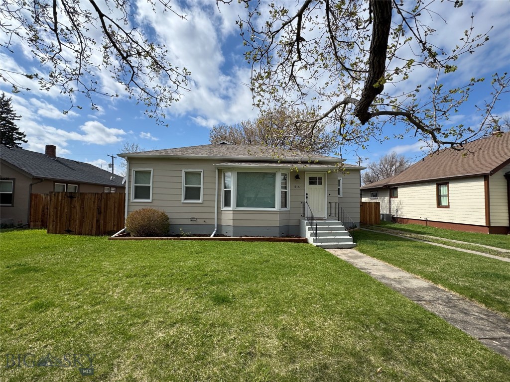 216 W 2nd Ave