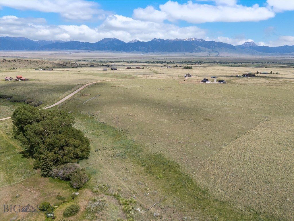 Virginia City Ranches - Land