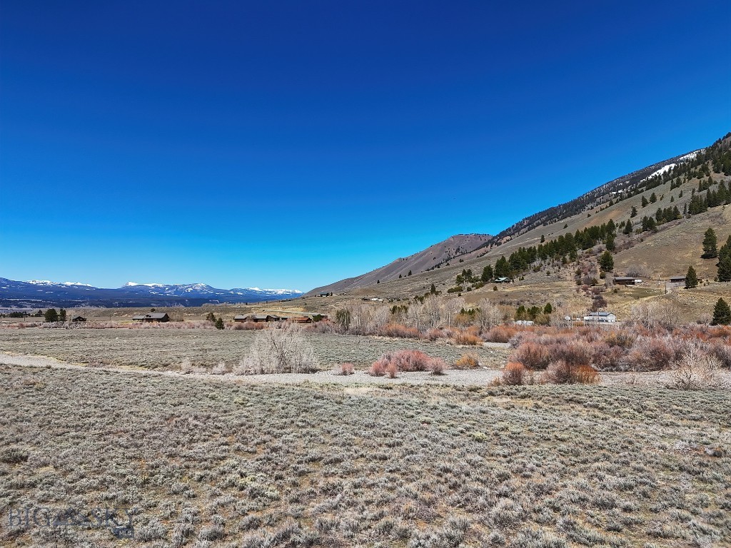 Sportsmans Paradise - Land