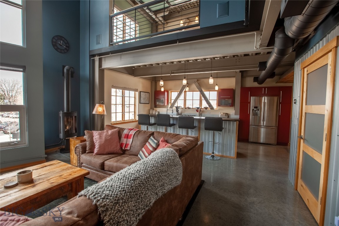 626 E Cottonwood 1