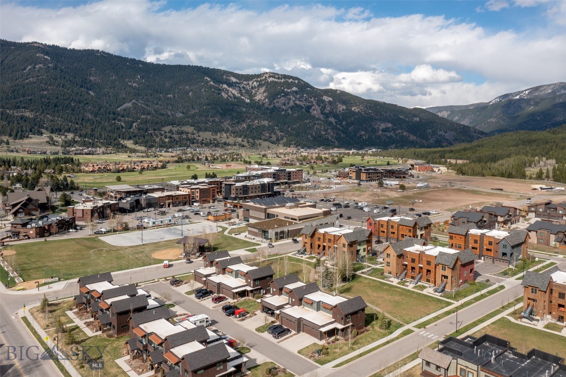 Center View in Big Sky - Residential