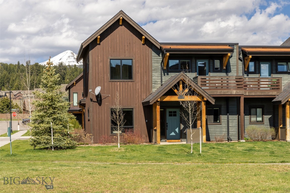 Center View in Big Sky - Residential