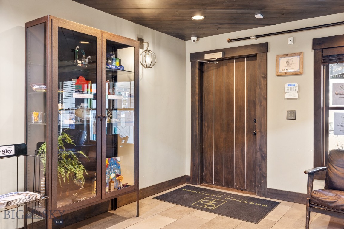 Westfork Plaza Condo - Commercial Sale