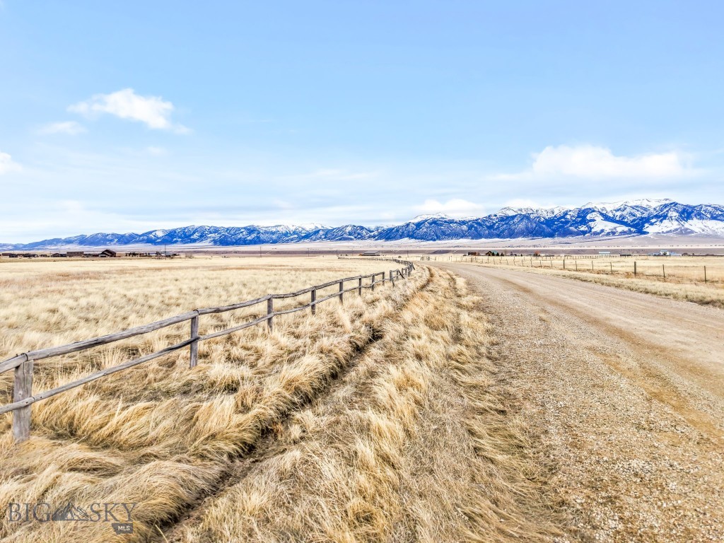 Shining Mountain Unit II - Land