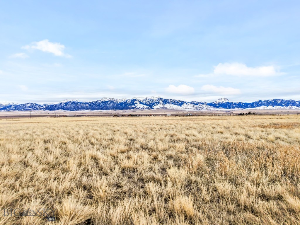 Shining Mountain Unit II - Land