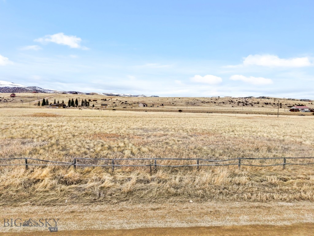 Shining Mountain Unit II - Land