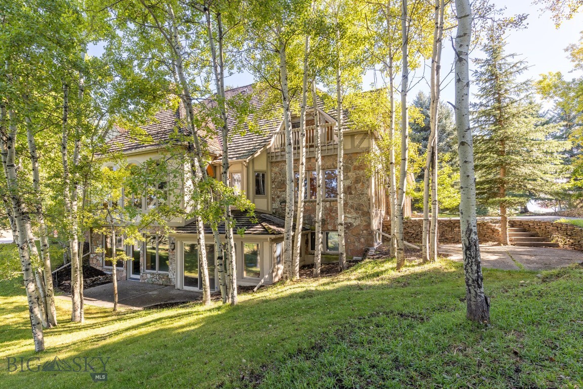 2421 Highland Boulevard