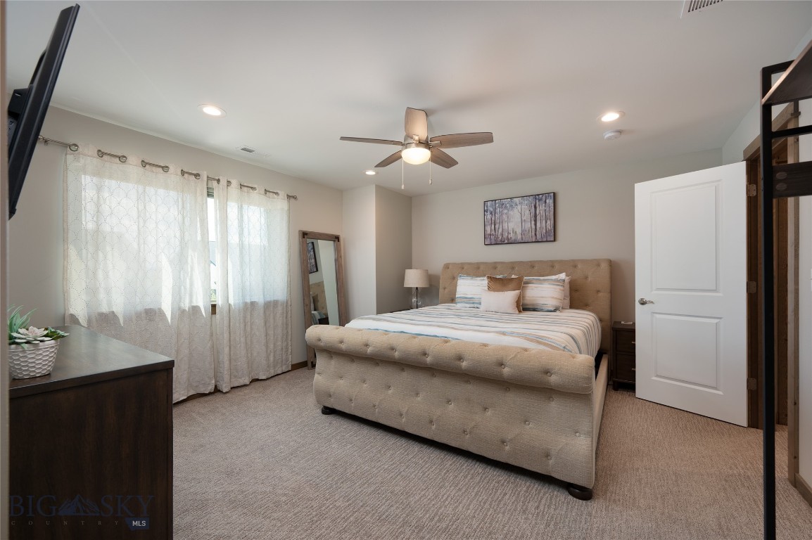 Cloverleaf Meadows - Residential