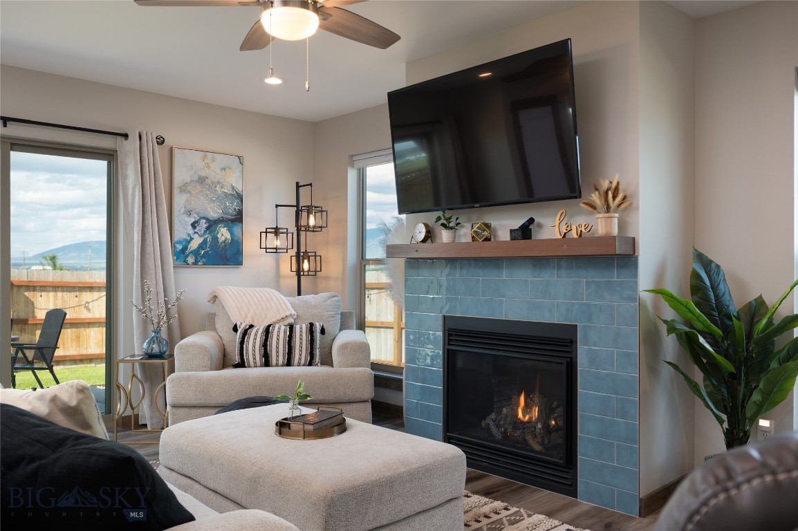 Cloverleaf Meadows - Residential