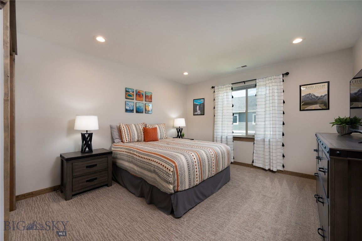 Cloverleaf Meadows - Residential