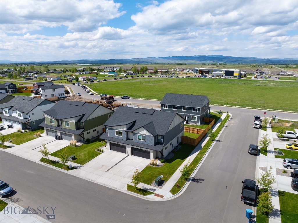 Cloverleaf Meadows - Residential