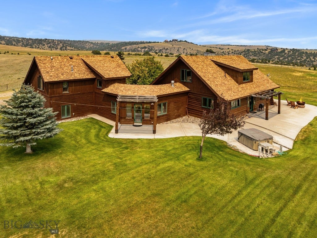7203 Round Mountain Road