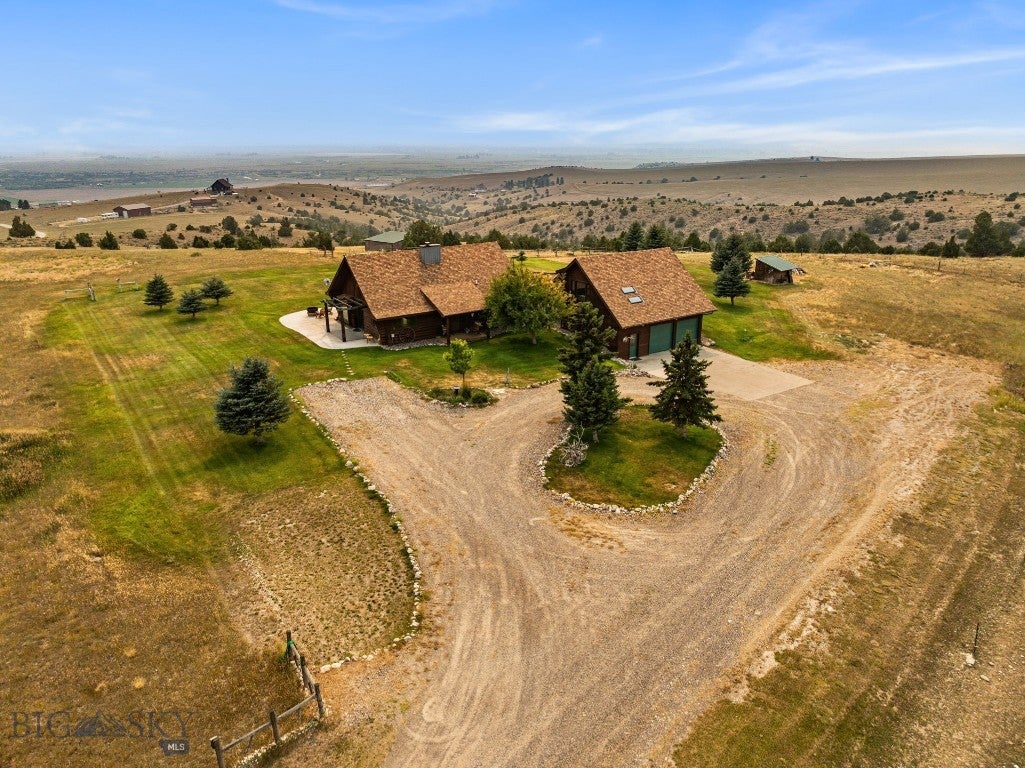 7203 Round Mountain Road