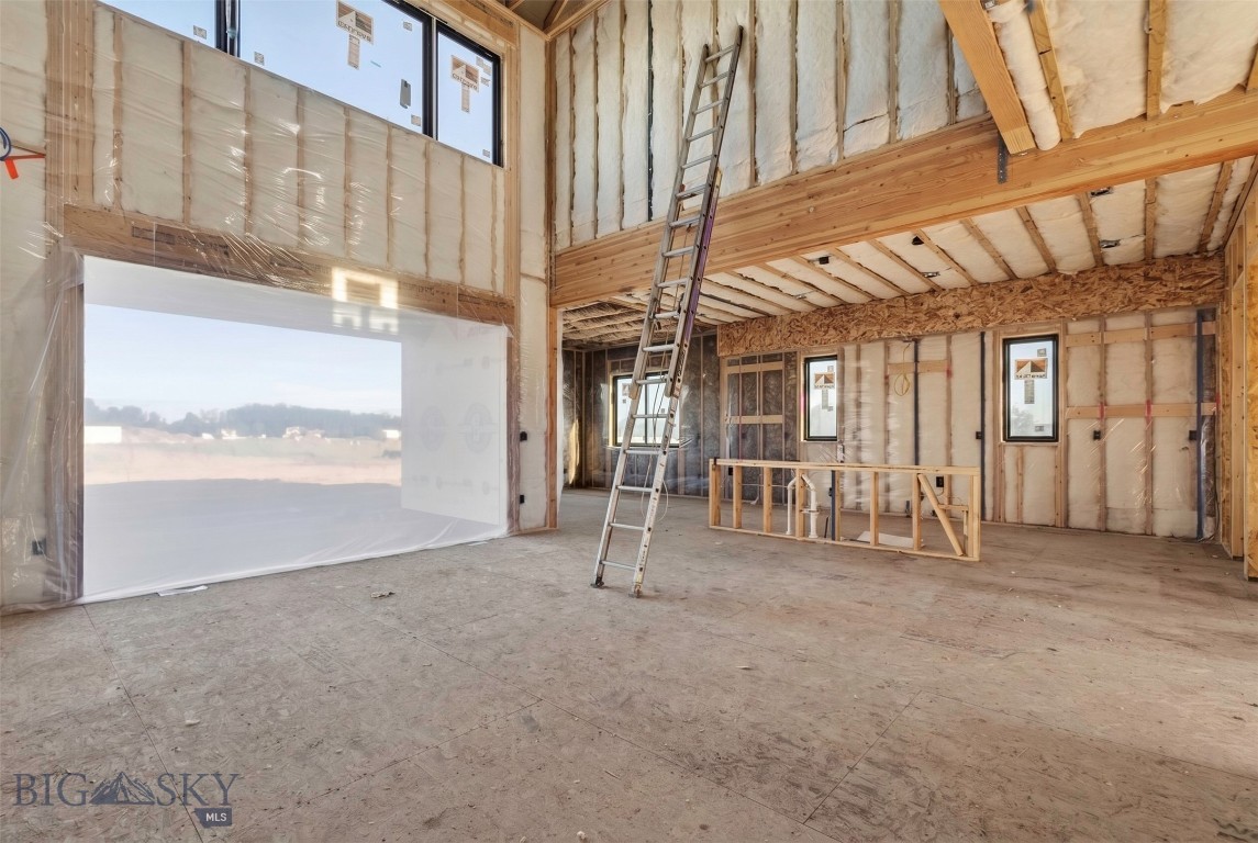 257 Creekbank Loop
