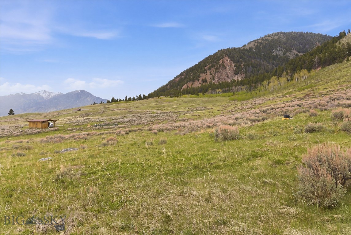 Sportsmans Paradise - Residential