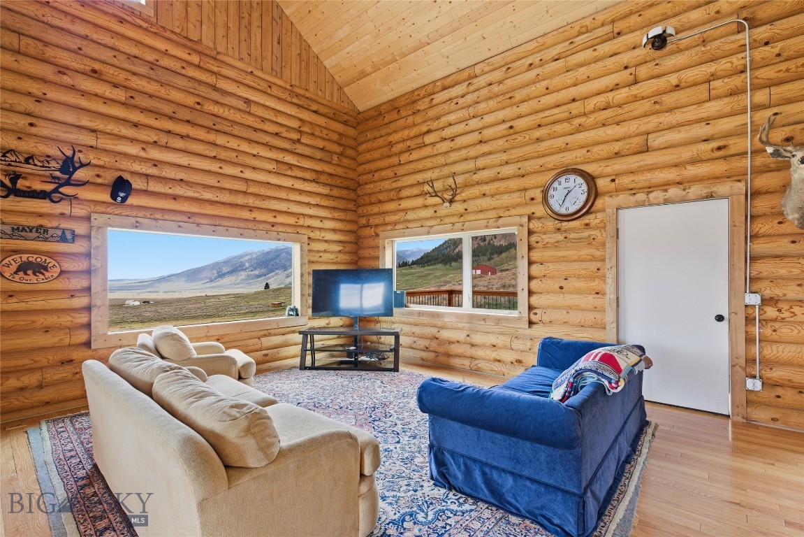 Sportsmans Paradise - Residential