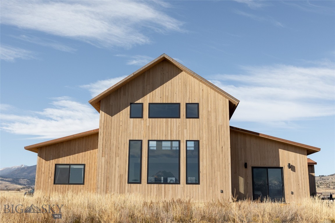 Shining Mountain West - Residential
