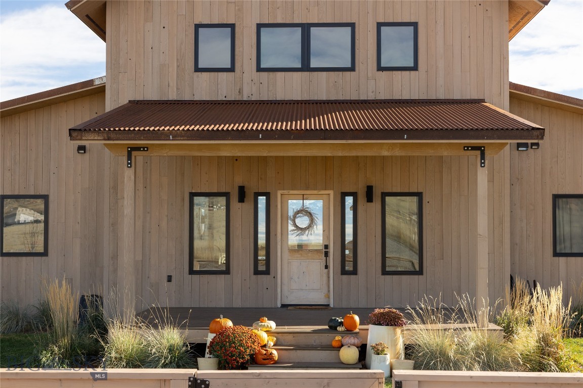 Shining Mountain West - Residential