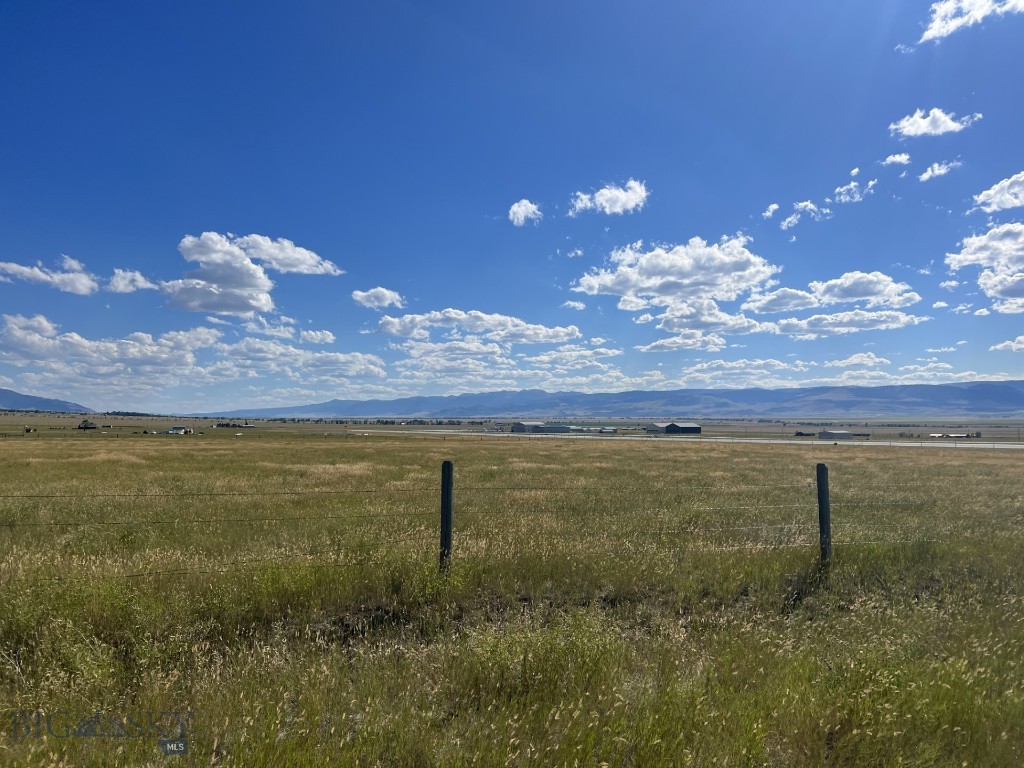 Shining Mountain Airpark - Land
