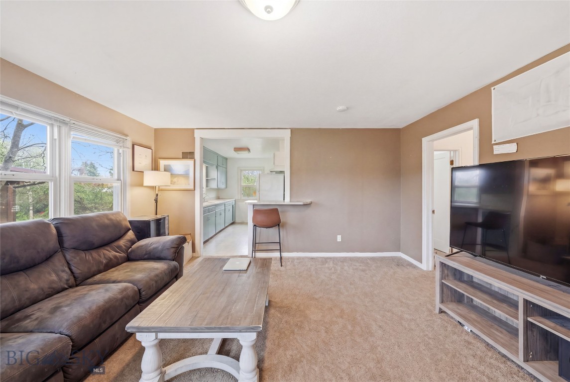 414 S 12th