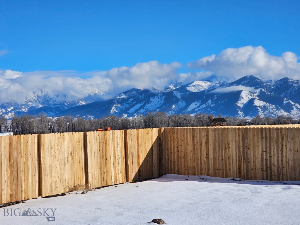 Meadowlark Ranch - Residential
