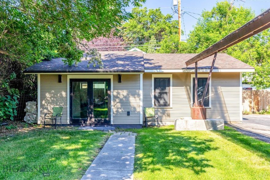 A rare stand-alone office or flexible work space for lease in easy walking distance from downtown. The space will accommodate an individual or a small group. Features include a full bathroom, kitchenette, and high end finishes throughout. This is a unique opportunity to work from a small private setting in the heart of Bozeman. Tenant responsibilities include utilities, internet, and additional speciality services that may be required.