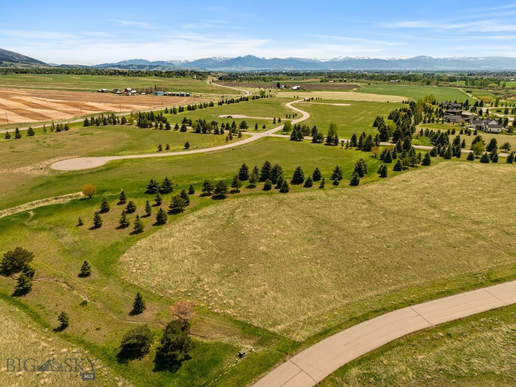 Bridger Lake Meadows - Land